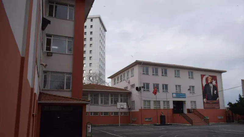 Şişli Abdurrahman Köksaloğlu Ortaokulu - Şişli Ortaokulları