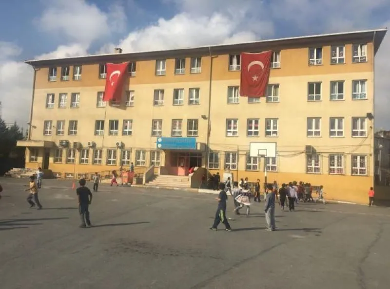 Sultangazi Dostluk Ortaokulu - Sultangazi Ortaokulları