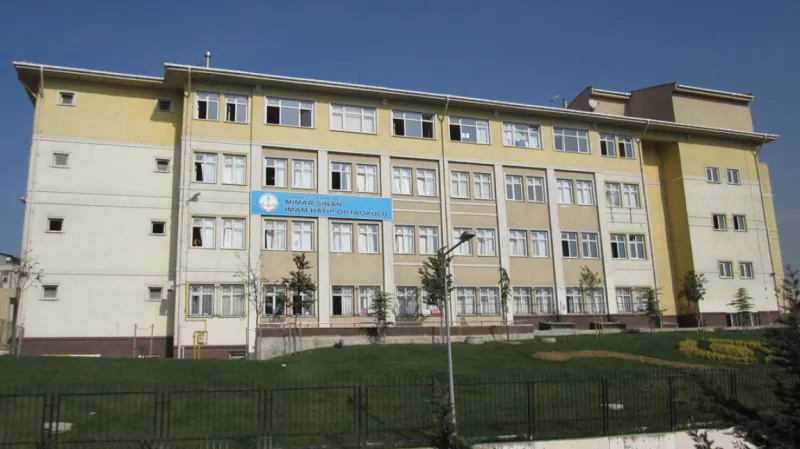 Sultangazi Mimar Sinan İmam Hatip Ortaokulu - Sultangazi Ortaokulları