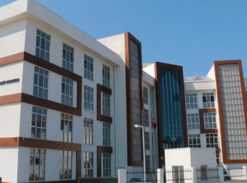 Ümraniye Ümraniye Celaleddin Ökten Hoca İmam Hatip Ortaokulu - Ümraniye Ortaokulları