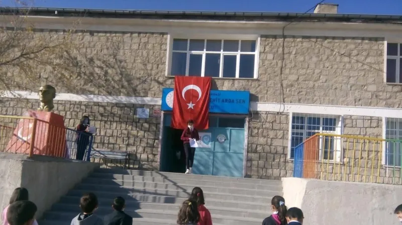 Pınarbaşı Kaynar Şehit Arda Şen Ortaokulu - Pınarbaşı Ortaokulları