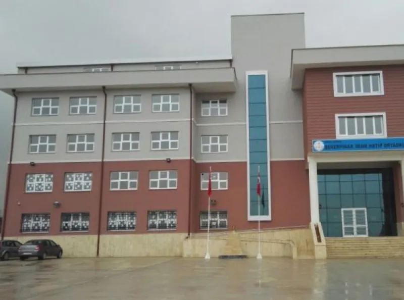 Çayırova Şekerpınar İmam Hatip Ortaokulu - Çayırova Ortaokulları