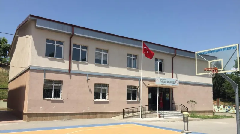 Derince Çakabey Ortaokulu - Derince Ortaokulları