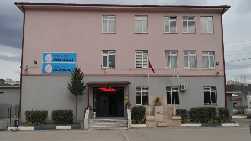 İzmit Farabi Ortaokulu - İzmit Ortaokulları