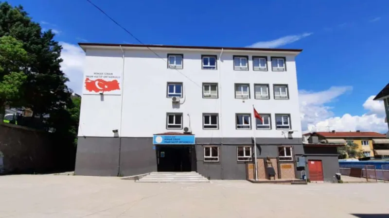 İzmit Mimar Sinan İmam Hatip Ortaokulu - İzmit Ortaokulları
