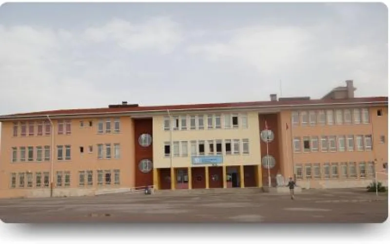 İzmit Ulusal Egemenlik Ortaokulu - İzmit Ortaokulları