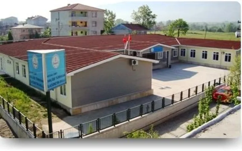 Kartepe Halise Türkkan Ortaokulu - Kartepe Ortaokulları