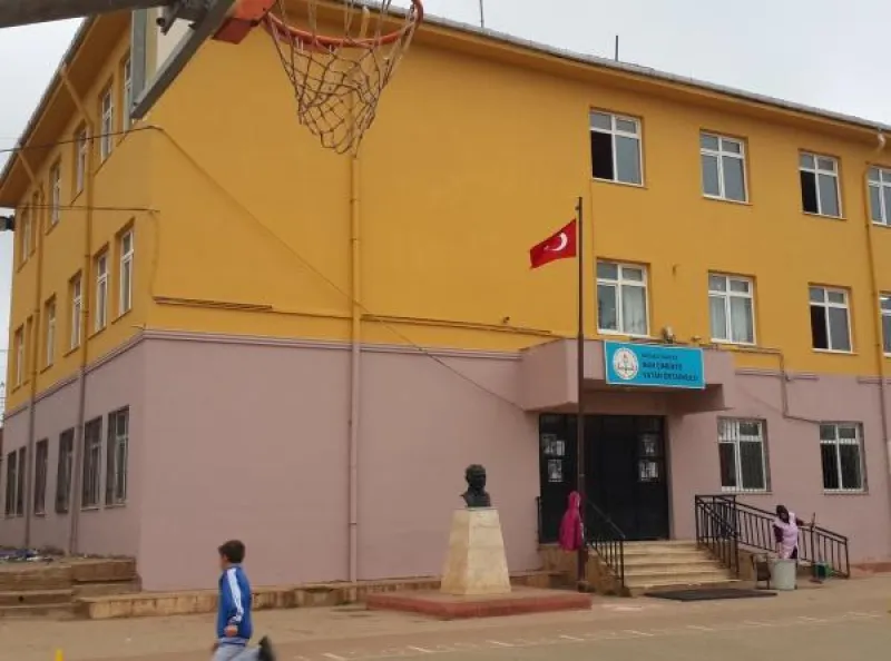 Körfez Nuh Çimento Vatan Ortaokulu - Körfez Ortaokulları