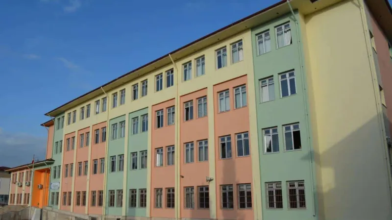 Körfez Halide Edip Adıvar Ortaokulu - Körfez Ortaokulları