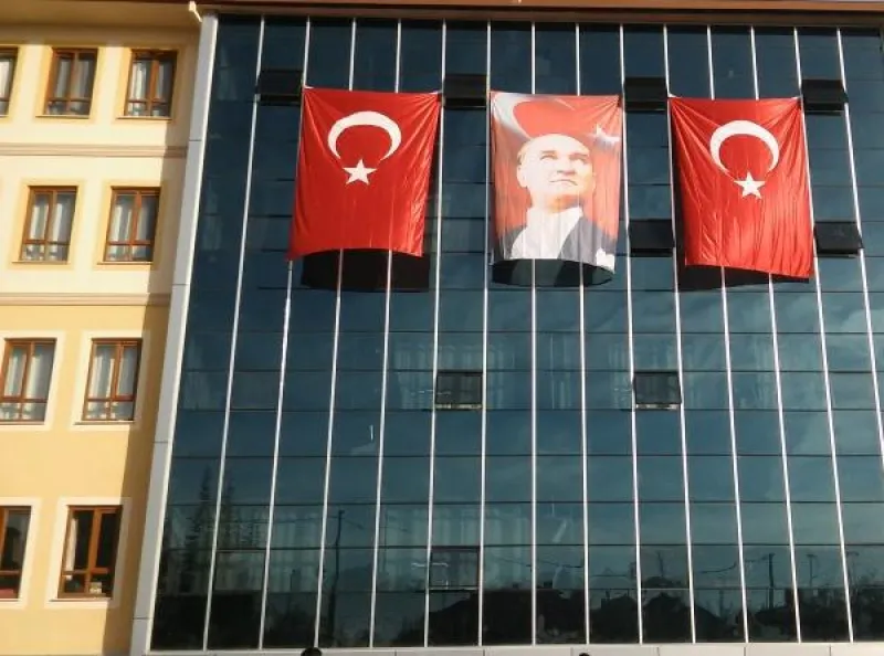 Ereğli Feriha Ve Ferhat Koyuncuoğlu Ortaokulu - Ereğli Ortaokulları