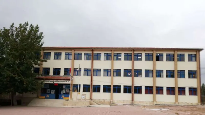 Ilgın Ilgın Beykonak Kemal Altınkaynak Ortaokulu - Ilgın Ortaokulları
