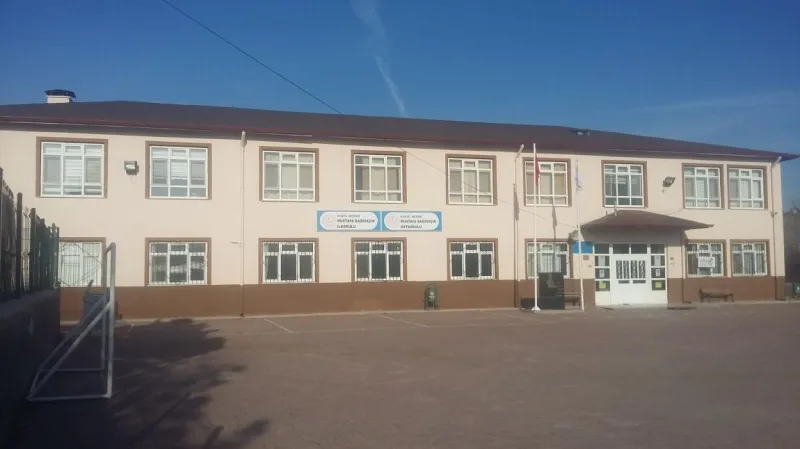 Meram Meram Mustafa Bağrıaçık Ortaokulu - Meram Ortaokulları