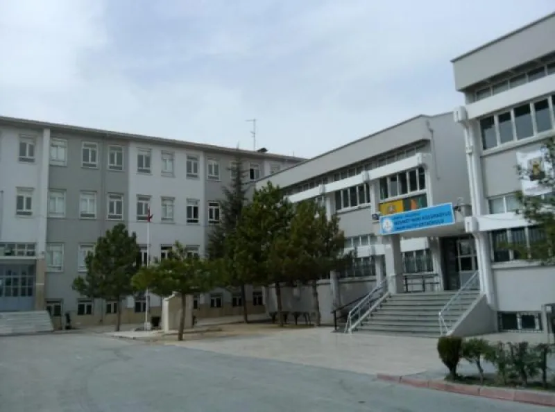 Selçuklu Mehmet Nuri Küçükköylü İmam Hatip Ortaokulu - Selçuklu Ortaokulları