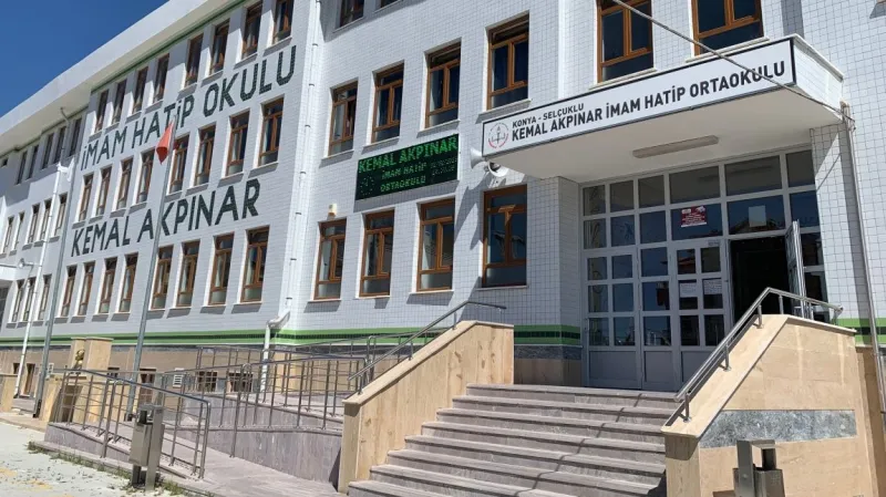 Selçuklu Kemal Akpınar İmam Hatip Ortaokulu - Selçuklu Ortaokulları