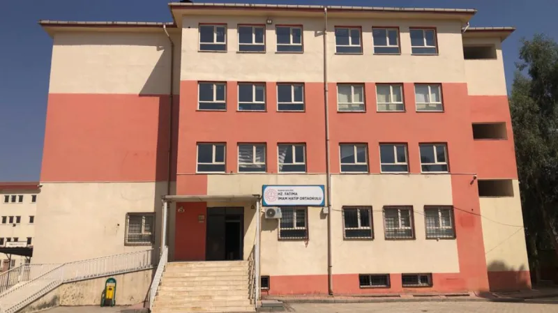 Kızıltepe Hazreti Fatıma İmam Hatip Ortaokulu - Kızıltepe Ortaokulları