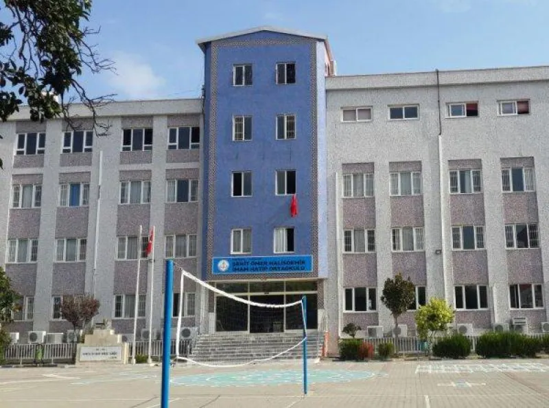 Tarsus Şehit Ömer Halisdemir İmam Hatip Ortaokulu - Tarsus Ortaokulları