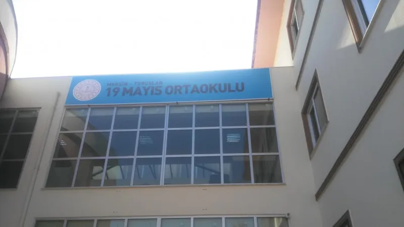 Toroslar 19 Mayıs Ortaokulu - Toroslar Ortaokulları