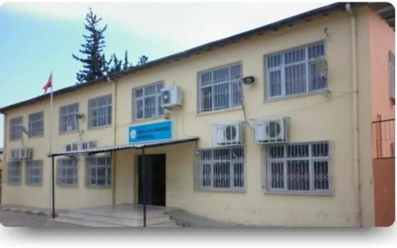 Toroslar Toroslar İmam Hatip Ortaokulu - Toroslar Ortaokulları