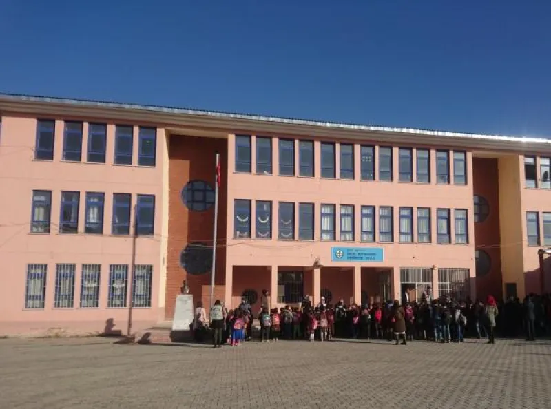 Bulanık 700. Yıl Rüstemgedik İmam Hatip Ortaokulu - Bulanık Ortaokulları