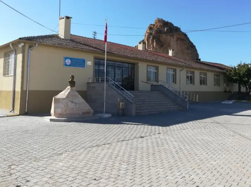 Ürgüp Şehit Ali Kayaca İmam Hatip Ortaokulu - Ürgüp Ortaokulları