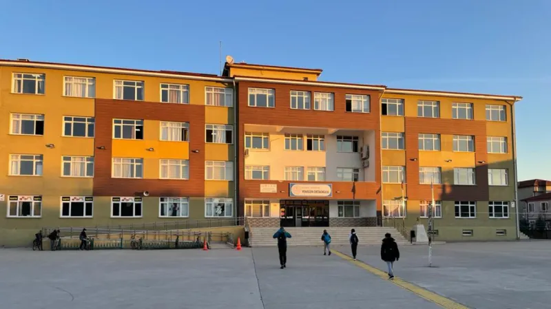Adapazarı Yenigün Ortaokulu - Adapazarı Ortaokulları