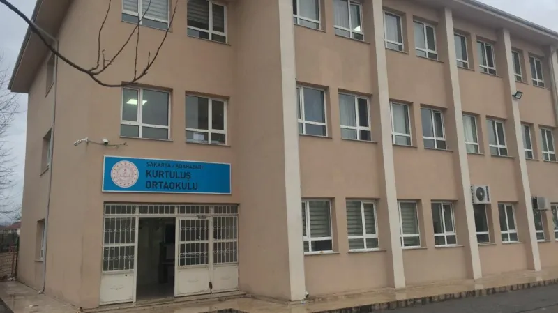 Adapazarı Kurtuluş Ortaokulu - Adapazarı Ortaokulları
