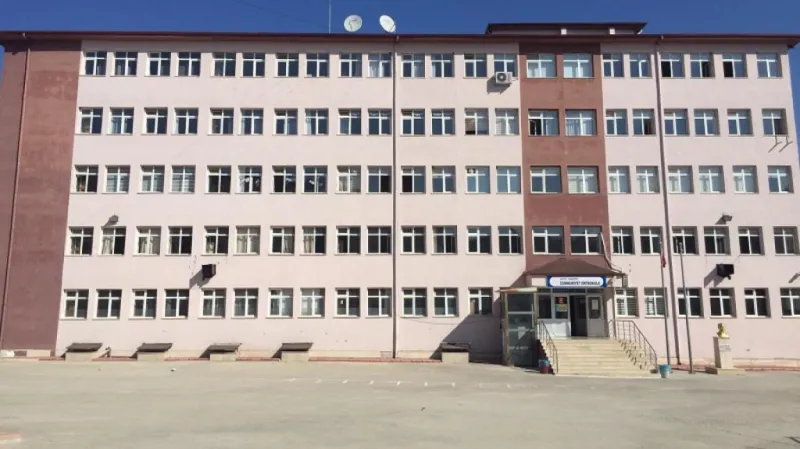 Vezirköprü Cumhuriyet Ortaokulu - Vezirköprü Ortaokulları