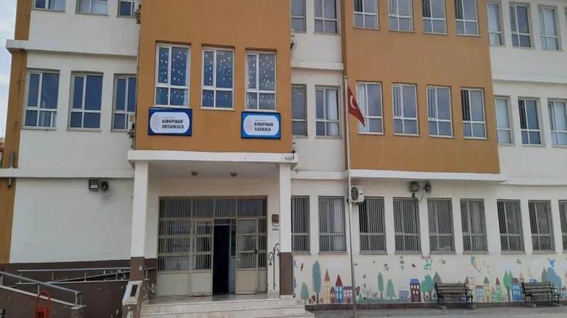 Karaköprü Kırkpınar Ortaokulu - Karaköprü Ortaokulları