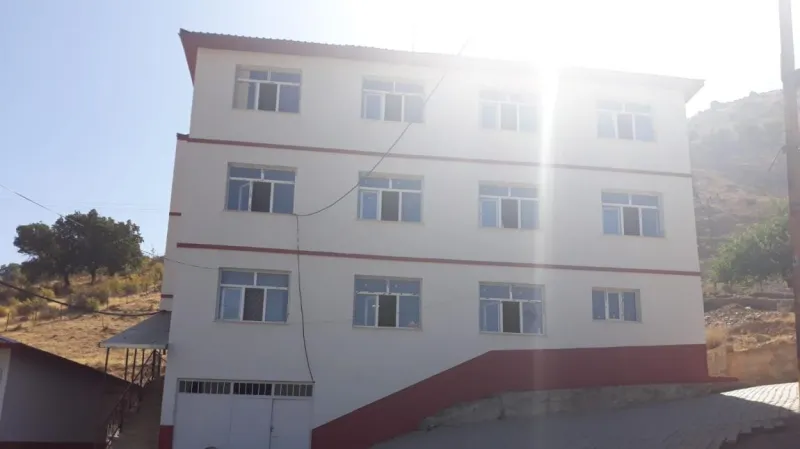 Pervari Güleçler Ortaokulu - Pervari Ortaokulları