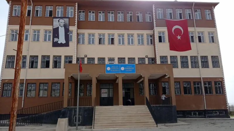 İdil Kozluca İmam Hatip Ortaokulu - İdil Ortaokulları