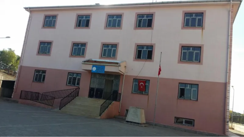 İdil Karalar İmam Hatip Ortaokulu - İdil Ortaokulları