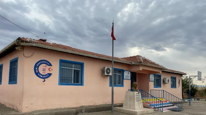 Silopi Çukurca Şehit Şeyhmus Saluci Ortaokulu - Silopi Ortaokulları