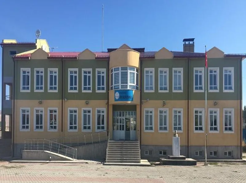 Şarkışla Sefil Selimi Ortaokulu - Şarkışla Ortaokulları