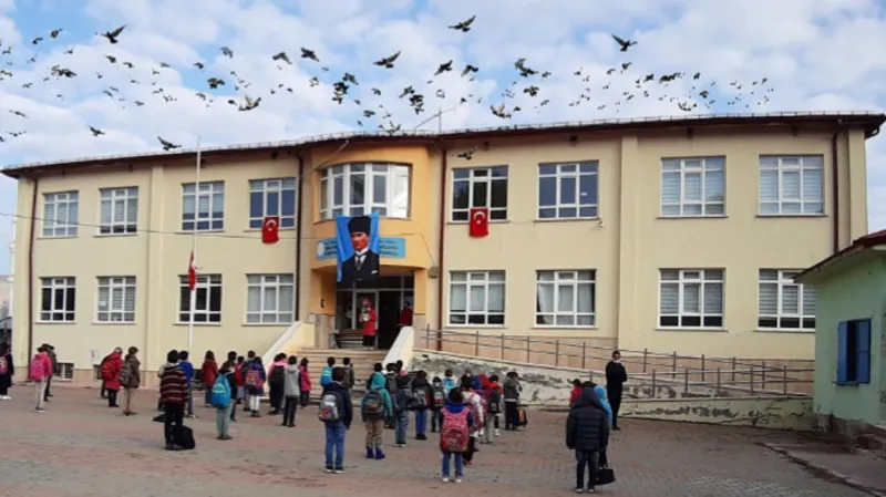 Yıldızeli Çağlayan Ortaokulu - Yıldızeli Ortaokulları