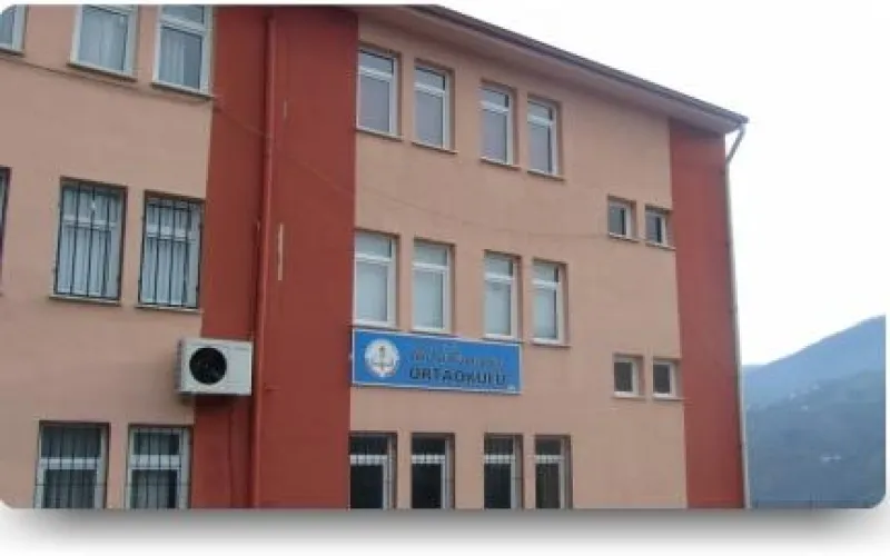 Düzköy Aykut Lütfü Ofluoğlu Ortaokulu - Düzköy Ortaokulları
