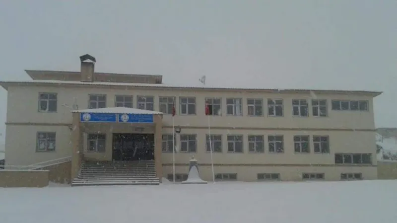 Çaldıran Direkli Ortaokulu - Çaldıran Ortaokulları