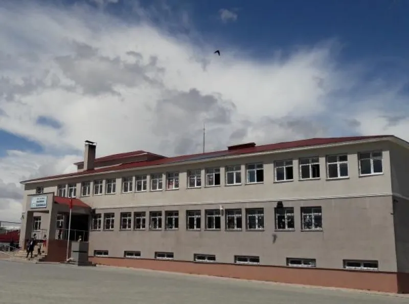 Çaldıran Çaldıran Ortaokulu - Çaldıran Ortaokulları