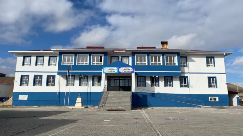 Çaldıran Burçakalan Ortaokulu - Çaldıran Ortaokulları