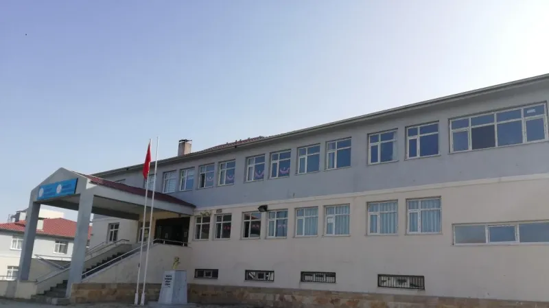 Gürpınar Kırkgeçit İmam Hatip Ortaokulu - Gürpınar Ortaokulları