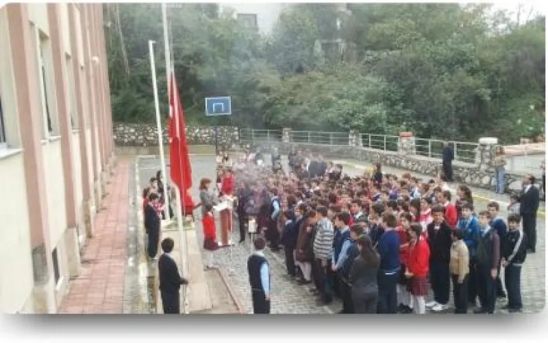 Merkez Toki Yenimahalle Ortaokulu - Merkez Ortaokulları