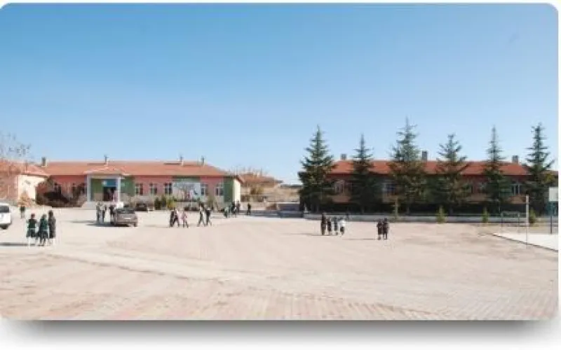 Kayıhan Ortaokulu Fotoğrafı