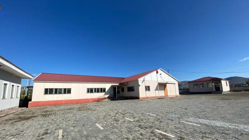 Ağrı Aşağı Köşk Ortaokulu - Ağrı Ortaokulları