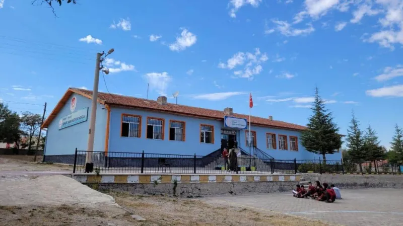 Demirci İmam Hatip Ortaokulu Fotoğrafı