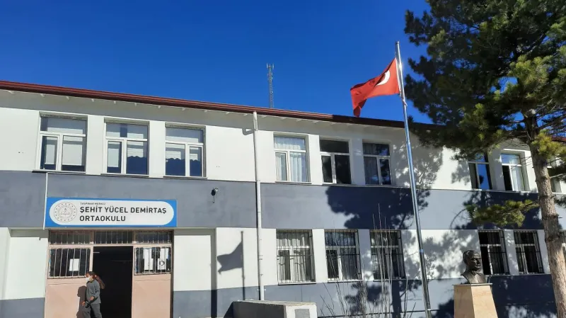 Aksaray Taşpınar Şehit Yücel Demirtaş Ortaokulu - Aksaray Ortaokulları