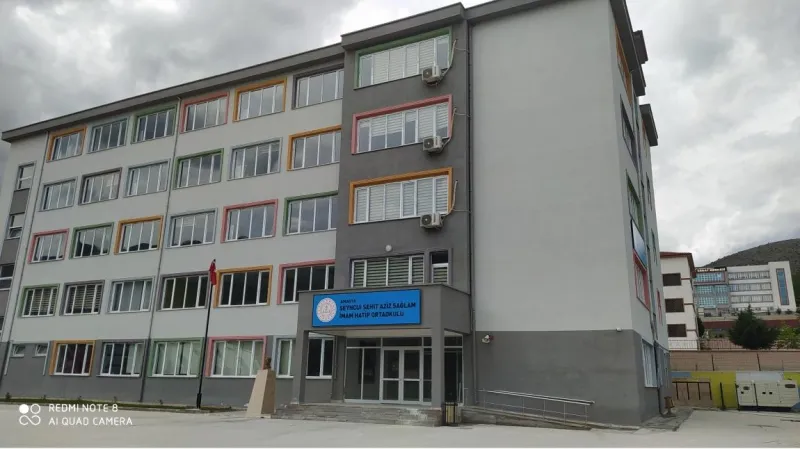 Amasya Şeyhcui Şehit Aziz Sağlam İmam Hatip Ortaokulu - Amasya Ortaokulları