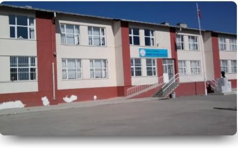 Amasya Mehmet Çelebi Ortaokulu - Amasya Ortaokulları