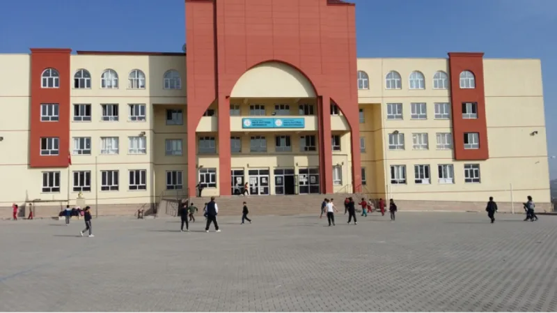 Ankara Halil Kut Paşa Ortaokulu - Ankara Ortaokulları