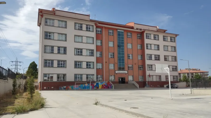 Ankara Ertuğrul Gazi Ortaokulu - Ankara Ortaokulları