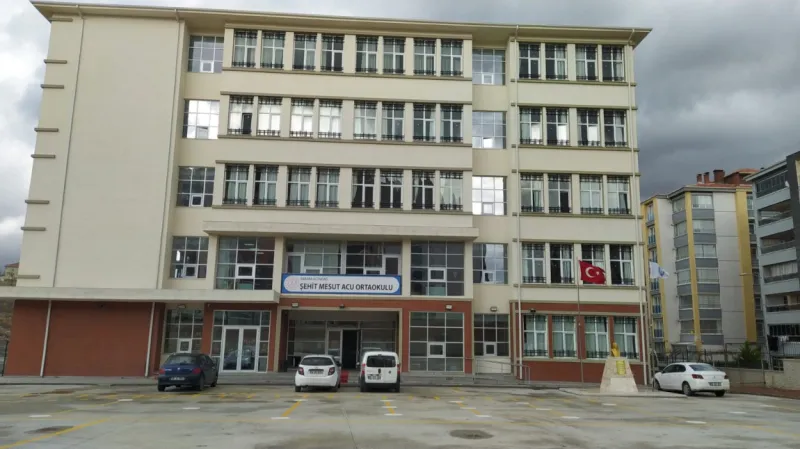 Ankara Şehit Mesut Acu Ortaokulu - Ankara Ortaokulları