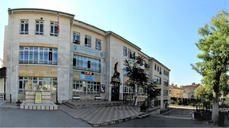 Ankara Anıttepe Ortaokulu - Ankara Ortaokulları
